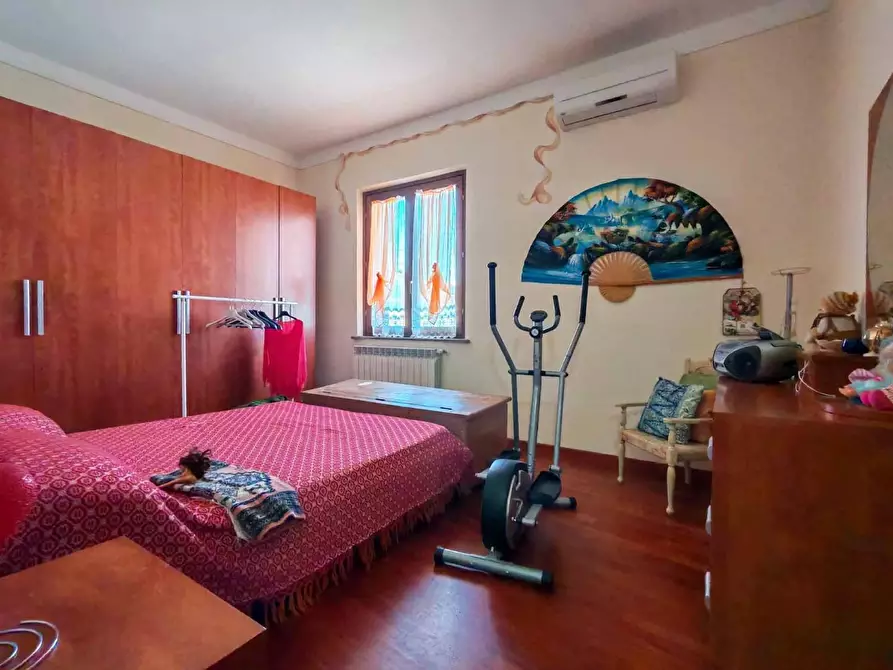 Immagine 27 di Terratetto in vendita  a Pisa