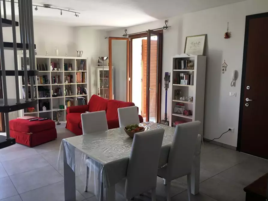 Immagine 3 di Appartamento in vendita  a Santa Maria A Monte