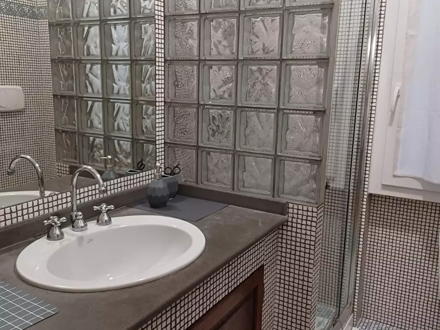 Immagine 10 di Appartamento in affitto  a Scandicci