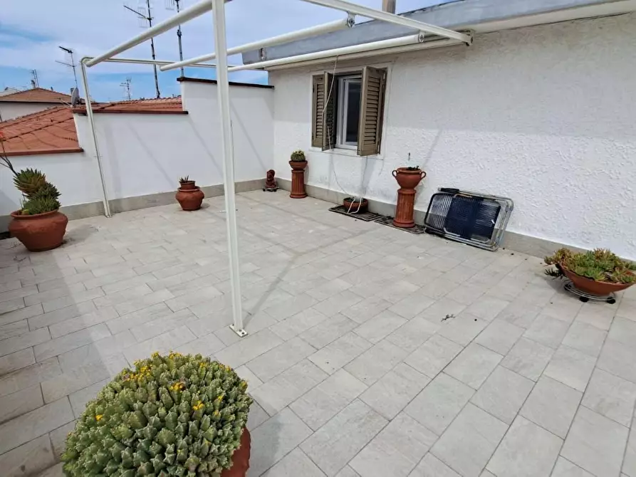 Immagine 5 di Porzione di casa in vendita  a Rosignano Marittimo