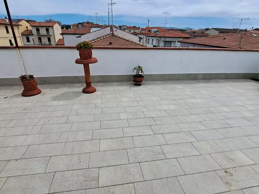Immagine 3 di Porzione di casa in vendita  a Rosignano Marittimo