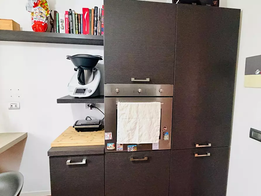 Immagine 9 di Appartamento in vendita  a Carrara