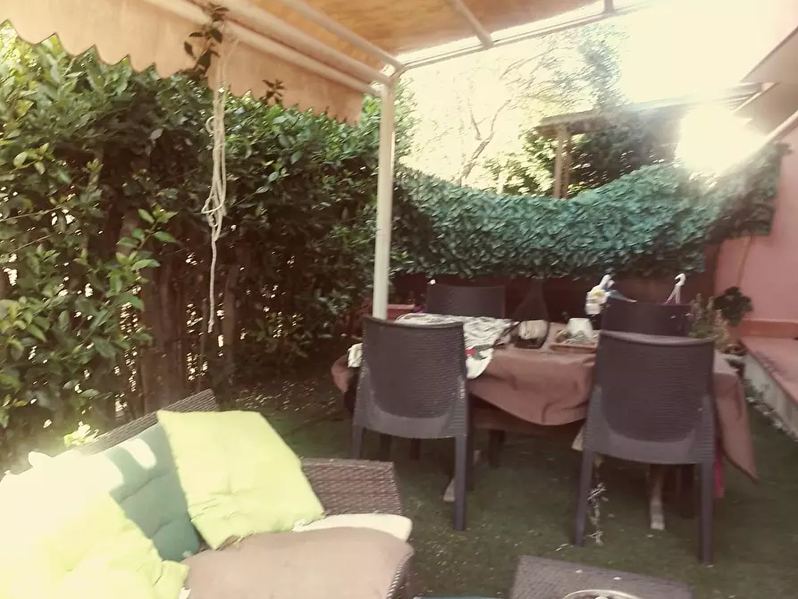 Immagine 4 di Villetta a schiera in vendita  a Calcinaia