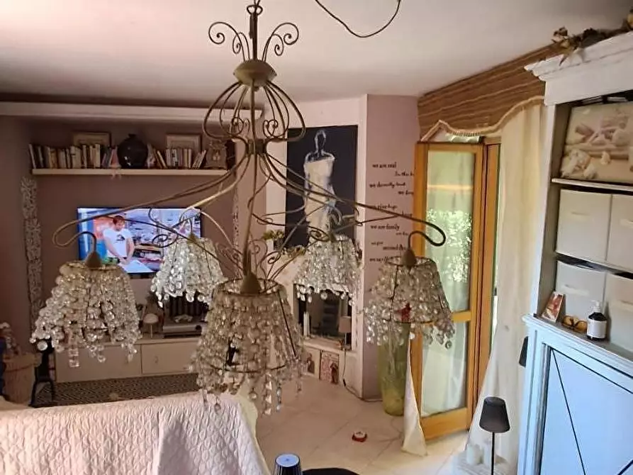 Immagine 17 di Villetta a schiera in vendita  a Calcinaia
