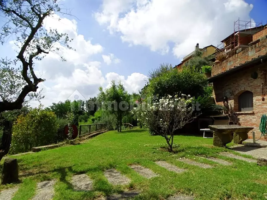 Immagine 7 di Villa in vendita  a Montopoli In Val D'arno