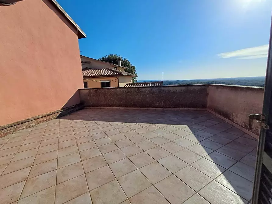 Immagine 37 di Villa in vendita  a Montopoli In Val D'arno