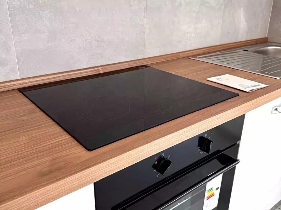 Immagine 2 di Appartamento in affitto  a Pontedera