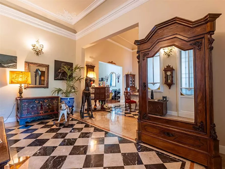 Immagine 7 di Porzione di casa in vendita  a Firenze
