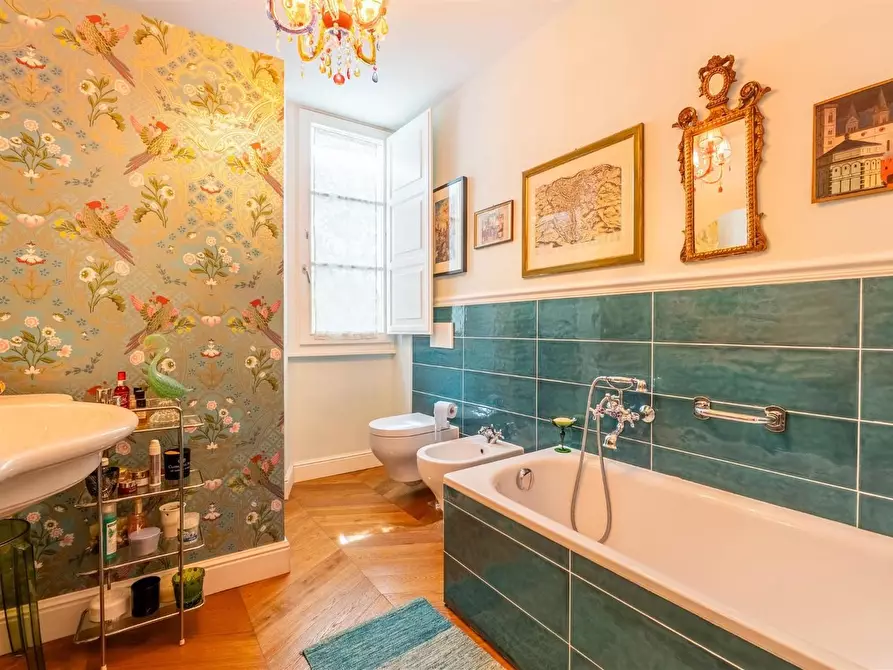 Immagine 33 di Porzione di casa in vendita  a Firenze