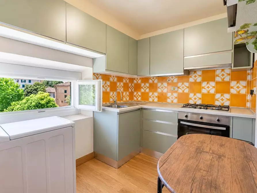 Immagine 42 di Porzione di casa in vendita  a Firenze