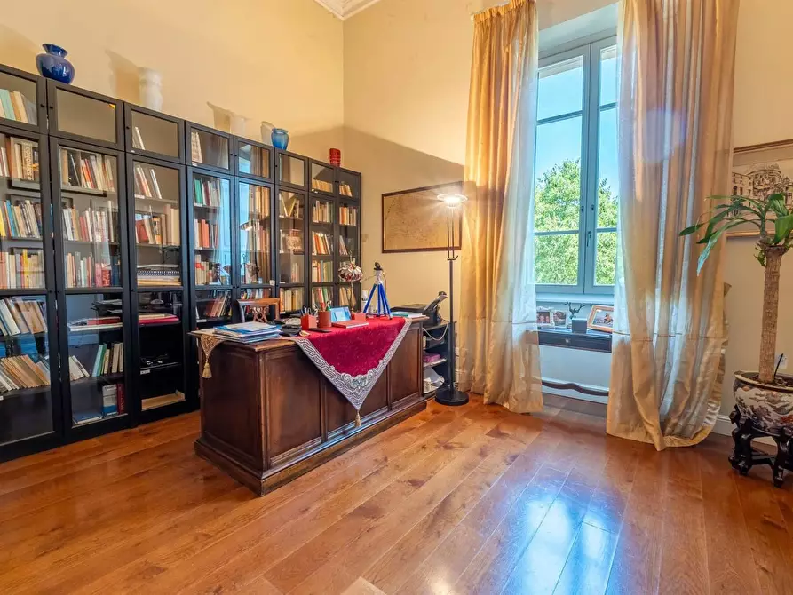 Immagine 23 di Porzione di casa in vendita  a Firenze