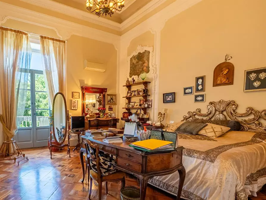 Immagine 25 di Porzione di casa in vendita  a Firenze
