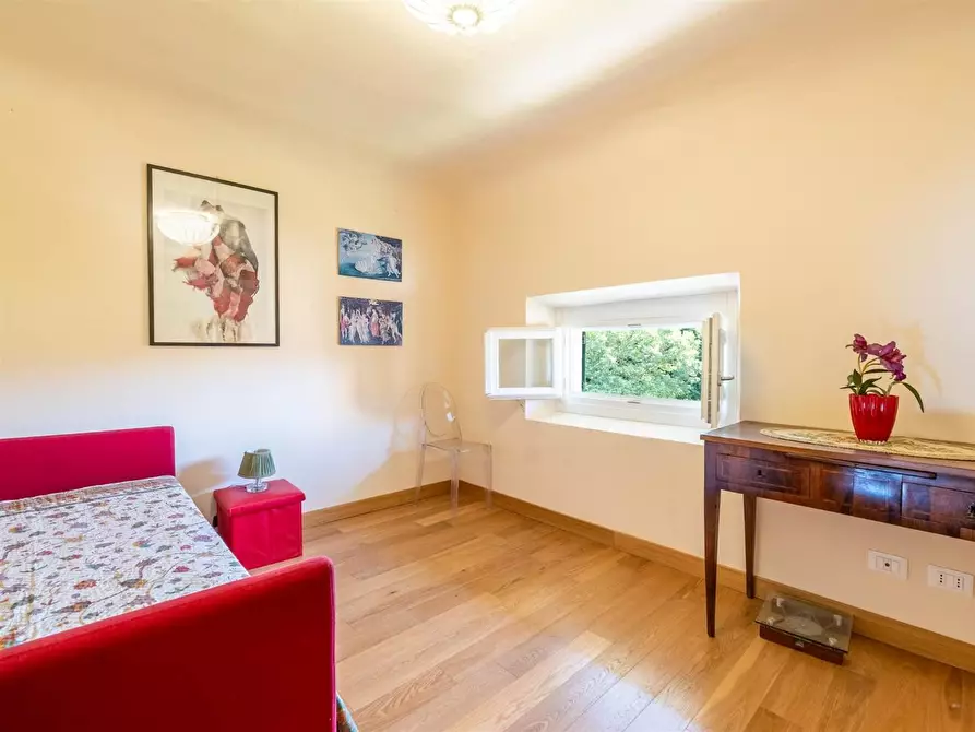 Immagine 43 di Porzione di casa in vendita  a Firenze