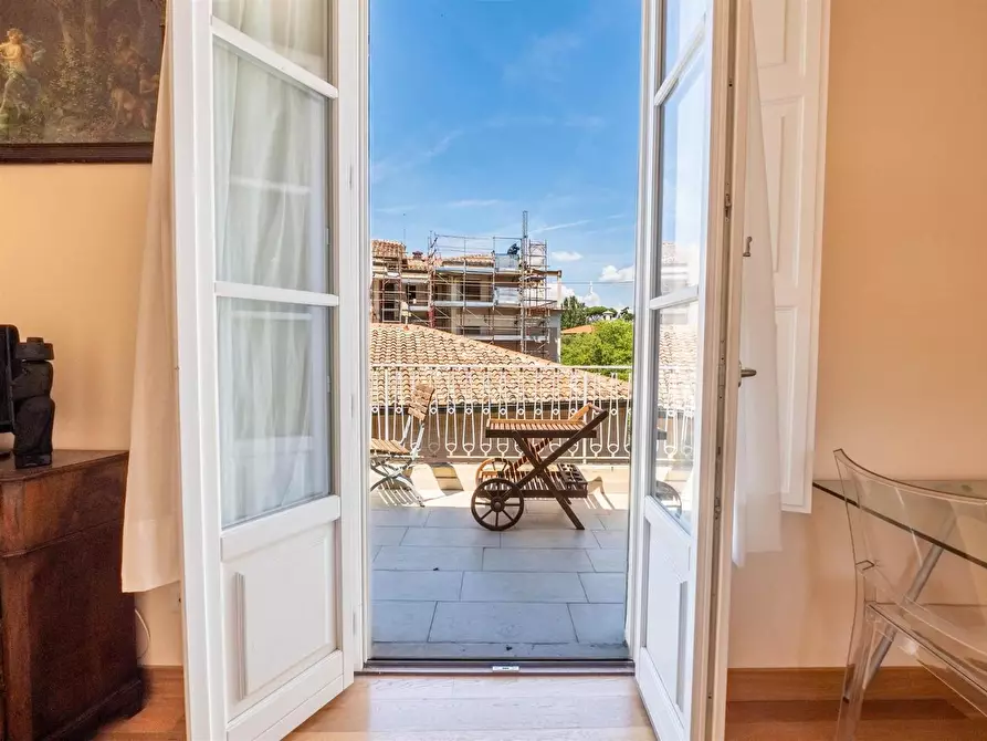 Immagine 50 di Porzione di casa in vendita  a Firenze