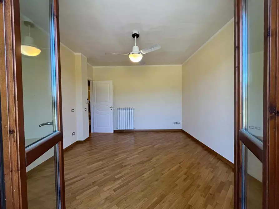 Immagine 10 di Casa indipendente in vendita  a San Giuliano Terme
