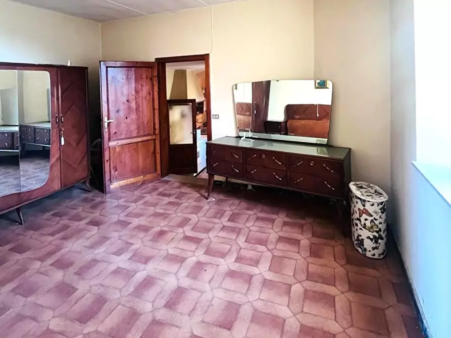Immagine 24 di Appartamento in vendita  a Pescia