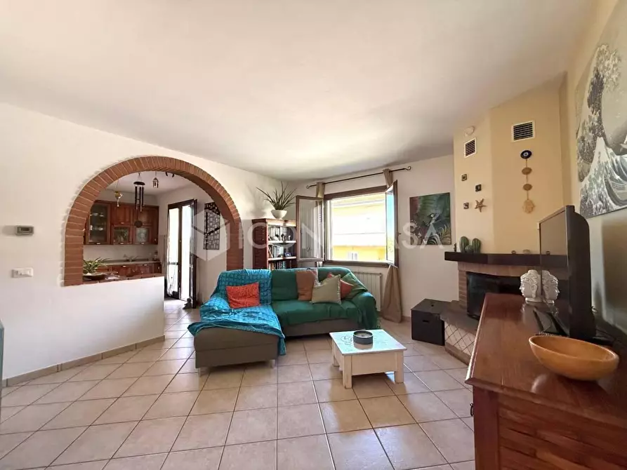 Immagine 4 di Appartamento in vendita  a Montopoli In Val D'arno