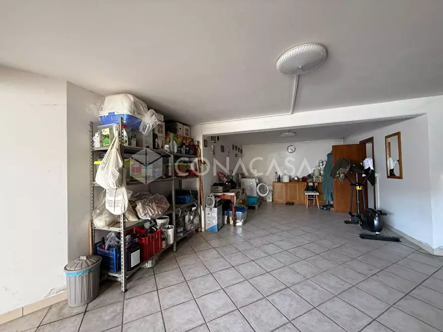 Immagine 38 di Appartamento in vendita  a Montopoli In Val D'arno