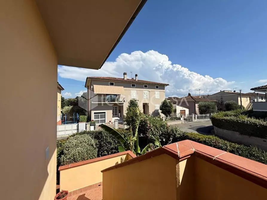 Immagine 33 di Appartamento in vendita  a Montopoli In Val D'arno