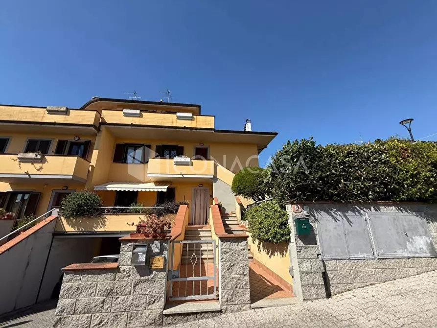 Immagine 42 di Appartamento in vendita  a Montopoli In Val D'arno