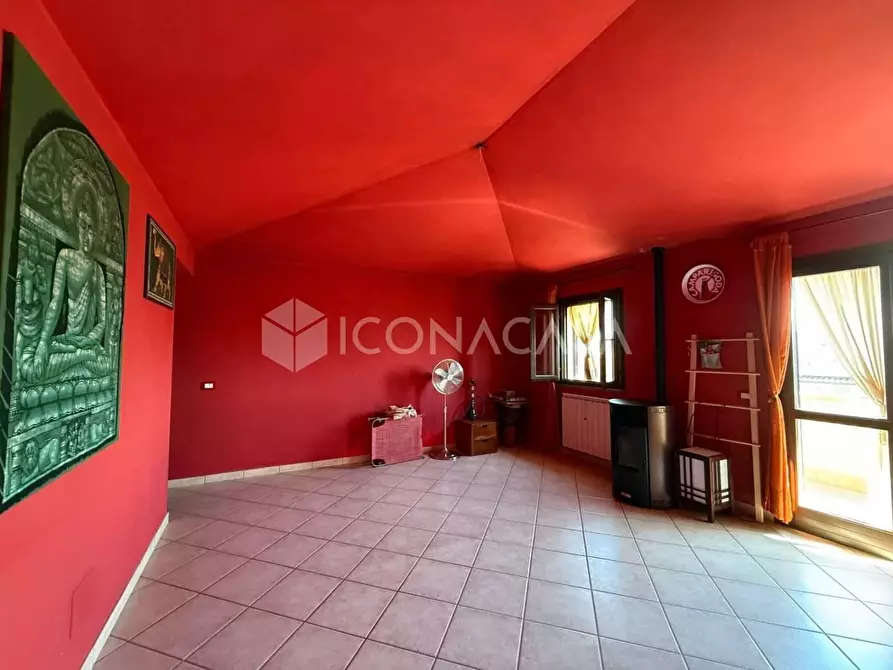 Immagine 27 di Appartamento in vendita  a Montopoli In Val D'arno