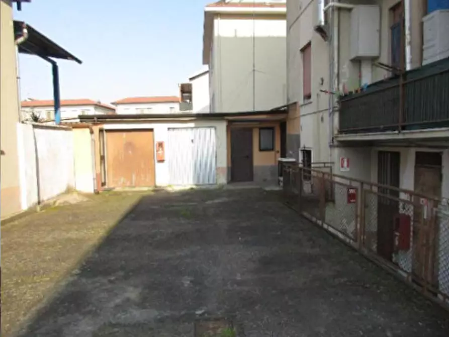 Immagine 3 di Appartamento in vendita  a Vigevano