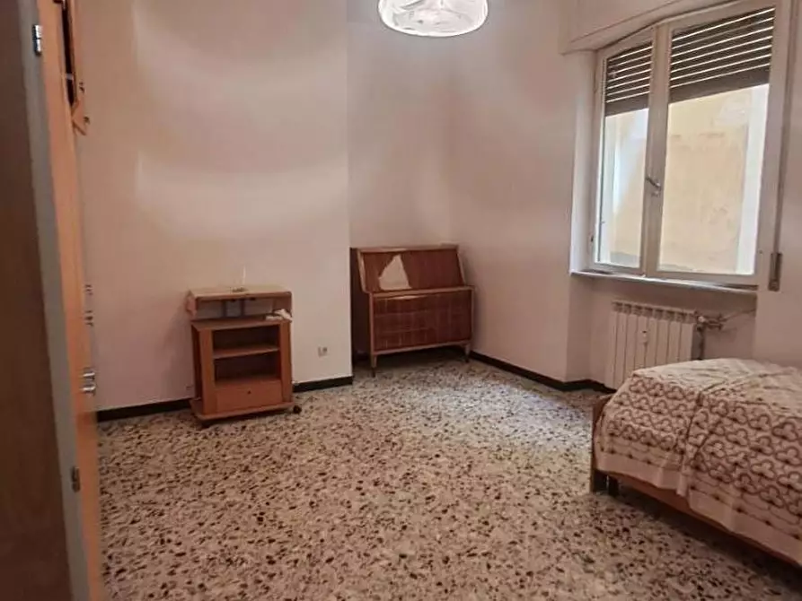 Immagine 32 di Appartamento in vendita  a Livorno