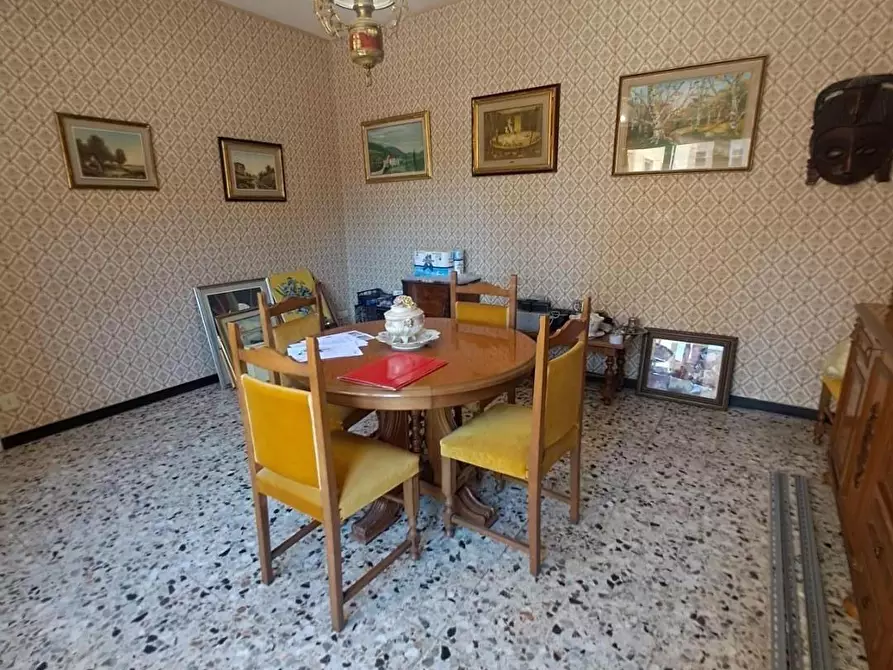 Immagine 4 di Appartamento in vendita  a Livorno