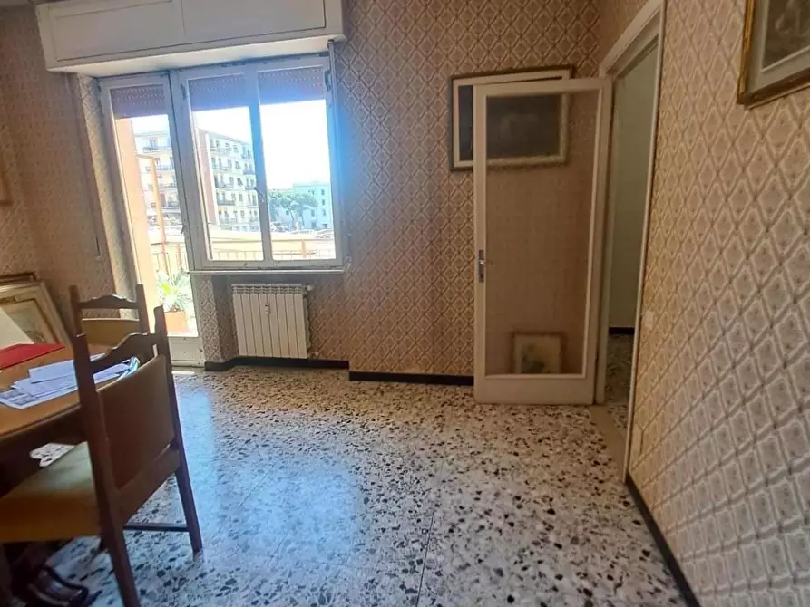 Immagine 5 di Appartamento in vendita  a Livorno
