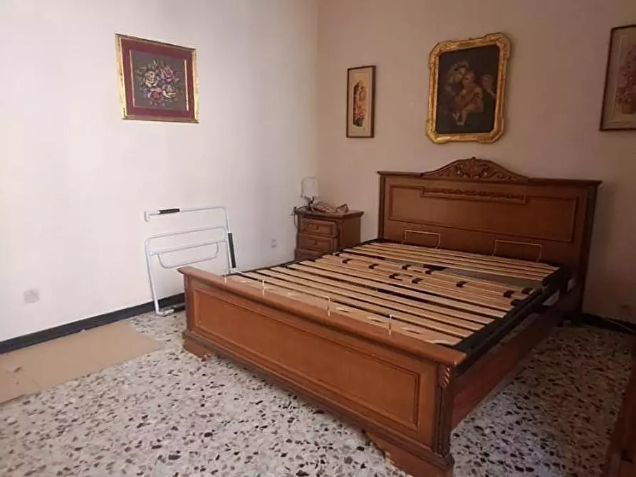 Immagine 31 di Appartamento in vendita  a Livorno