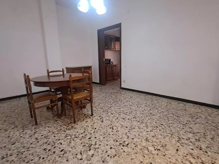 Immagine 18 di Appartamento in vendita  a Livorno