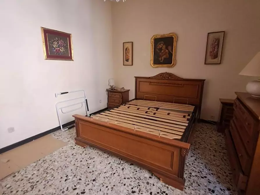Immagine 46 di Appartamento in vendita  a Livorno