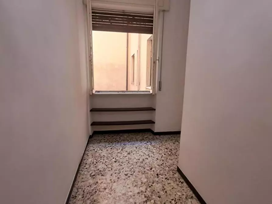 Immagine 37 di Appartamento in vendita  a Livorno