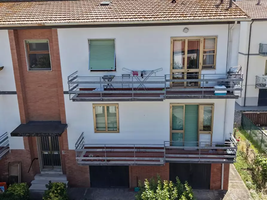 Immagine 2 di Appartamento in vendita  a Rosignano Marittimo