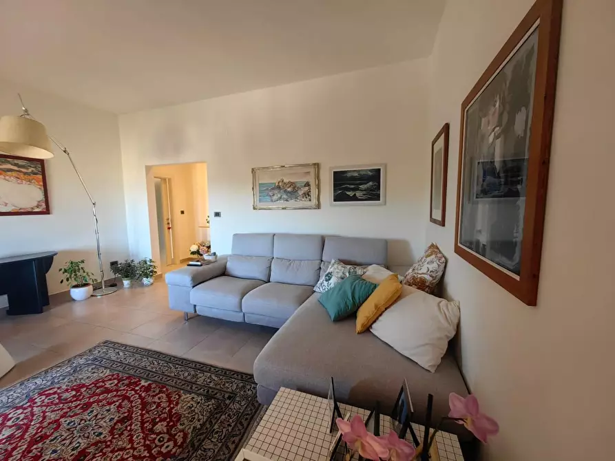 Immagine 2 di Appartamento in vendita  a Livorno