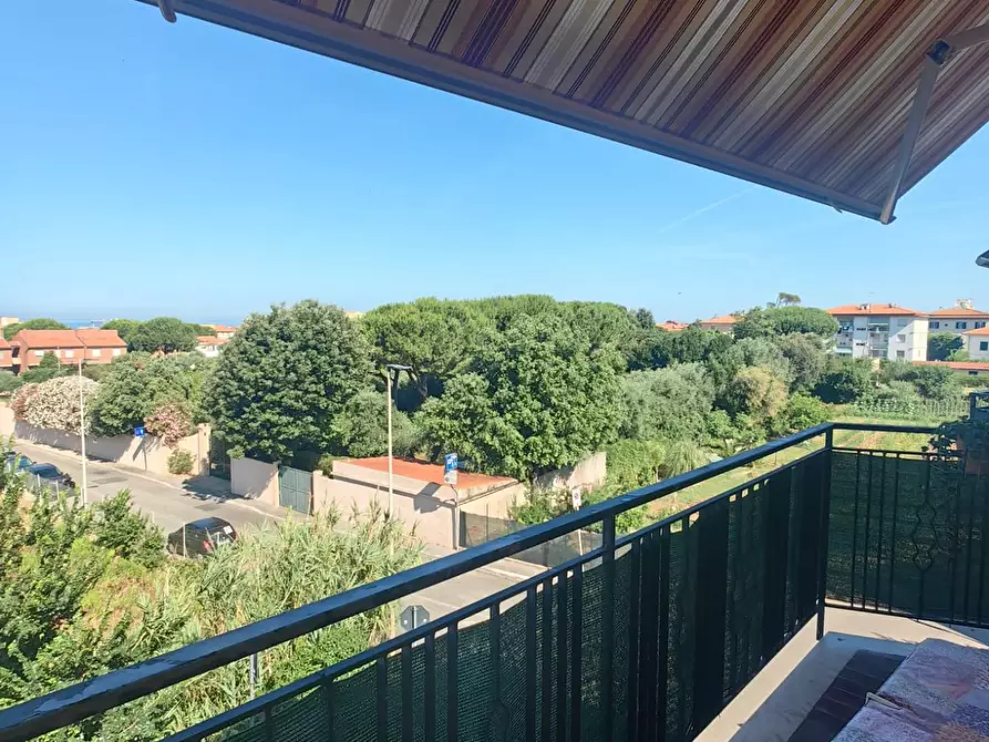 Immagine 51 di Appartamento in vendita  a Livorno