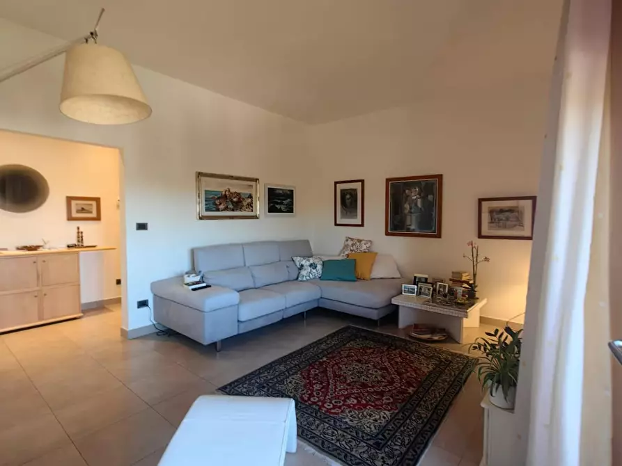 Immagine 6 di Appartamento in vendita  a Livorno