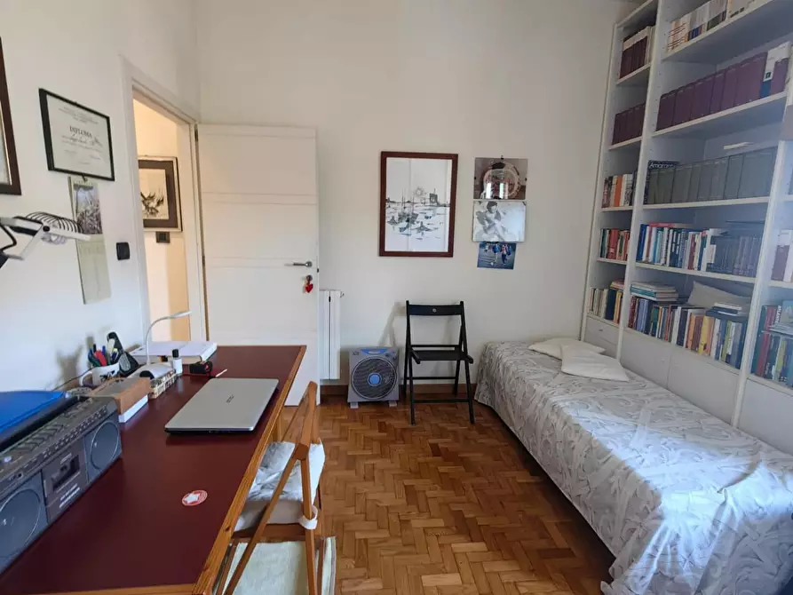 Immagine 31 di Appartamento in vendita  a Livorno