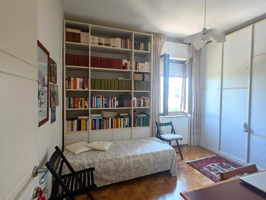 Immagine 29 di Appartamento in vendita  a Livorno