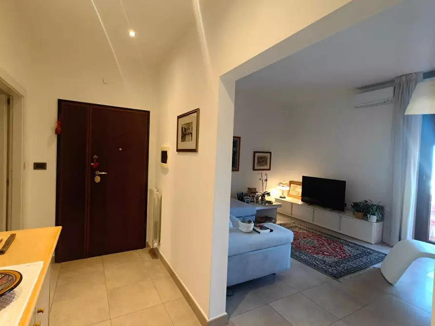 Immagine 24 di Appartamento in vendita  a Livorno