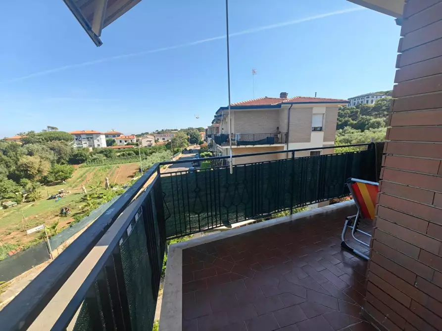 Immagine 49 di Appartamento in vendita  a Livorno