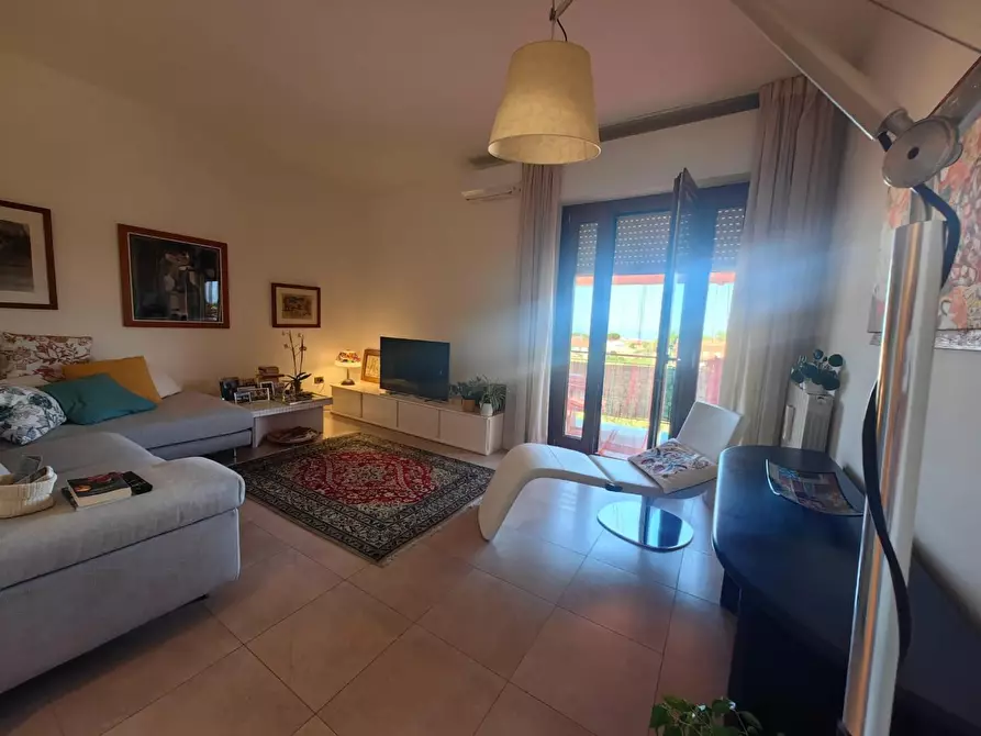 Immagine 14 di Appartamento in vendita  a Livorno