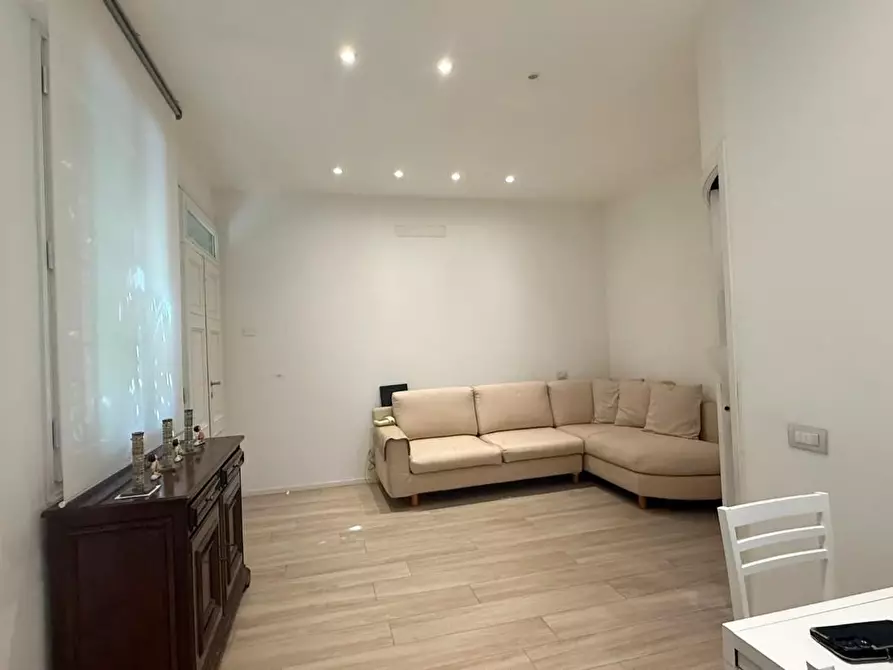 Immagine 4 di Appartamento in affitto  a Siena