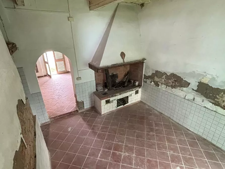 Immagine 17 di Porzione di casa in vendita  a Cascina