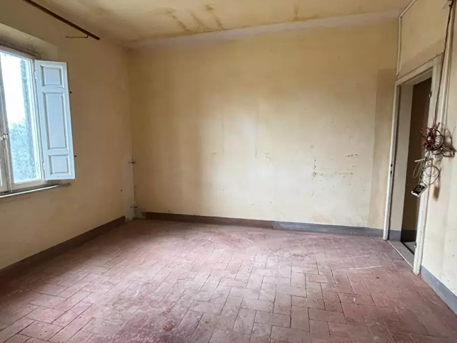 Immagine 43 di Porzione di casa in vendita  a Cascina
