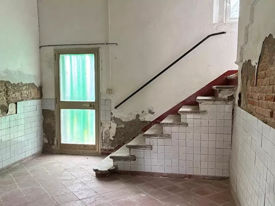 Immagine 11 di Porzione di casa in vendita  a Cascina