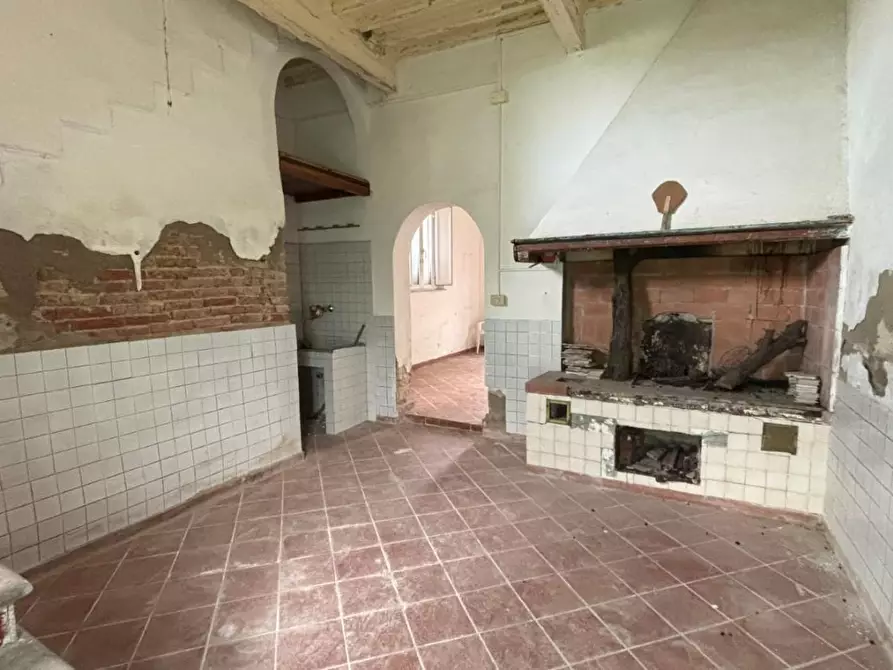 Immagine 2 di Porzione di casa in vendita  a Cascina