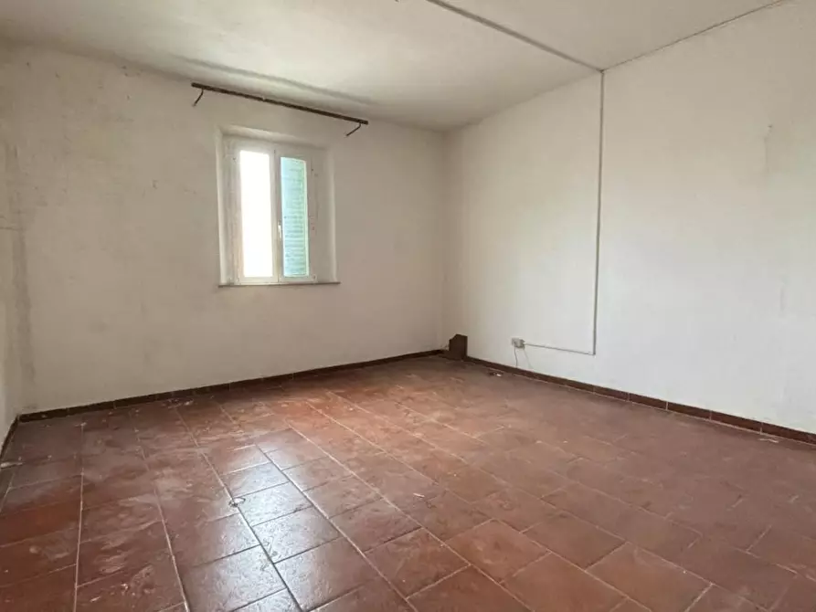 Immagine 1 di Porzione di casa in vendita  a Cascina