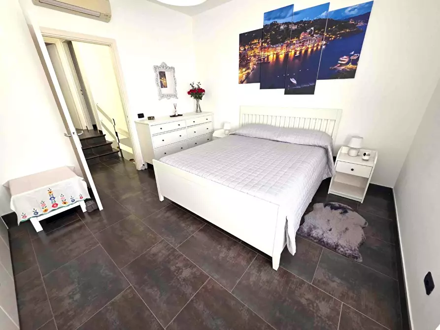 Immagine 20 di Porzione di casa in vendita  a Montignoso