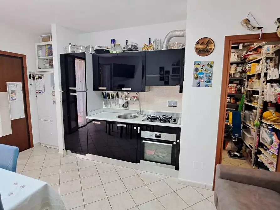 Immagine 3 di Appartamento in vendita  a Rosignano Marittimo